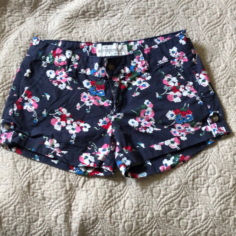 Aeropostale Navy Blue Floral Shorts Size 3/4